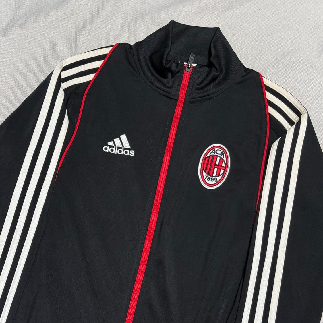 90 아디다스 AC밀란 레드 파이핑 블랙 트랙탑 상품이미지1