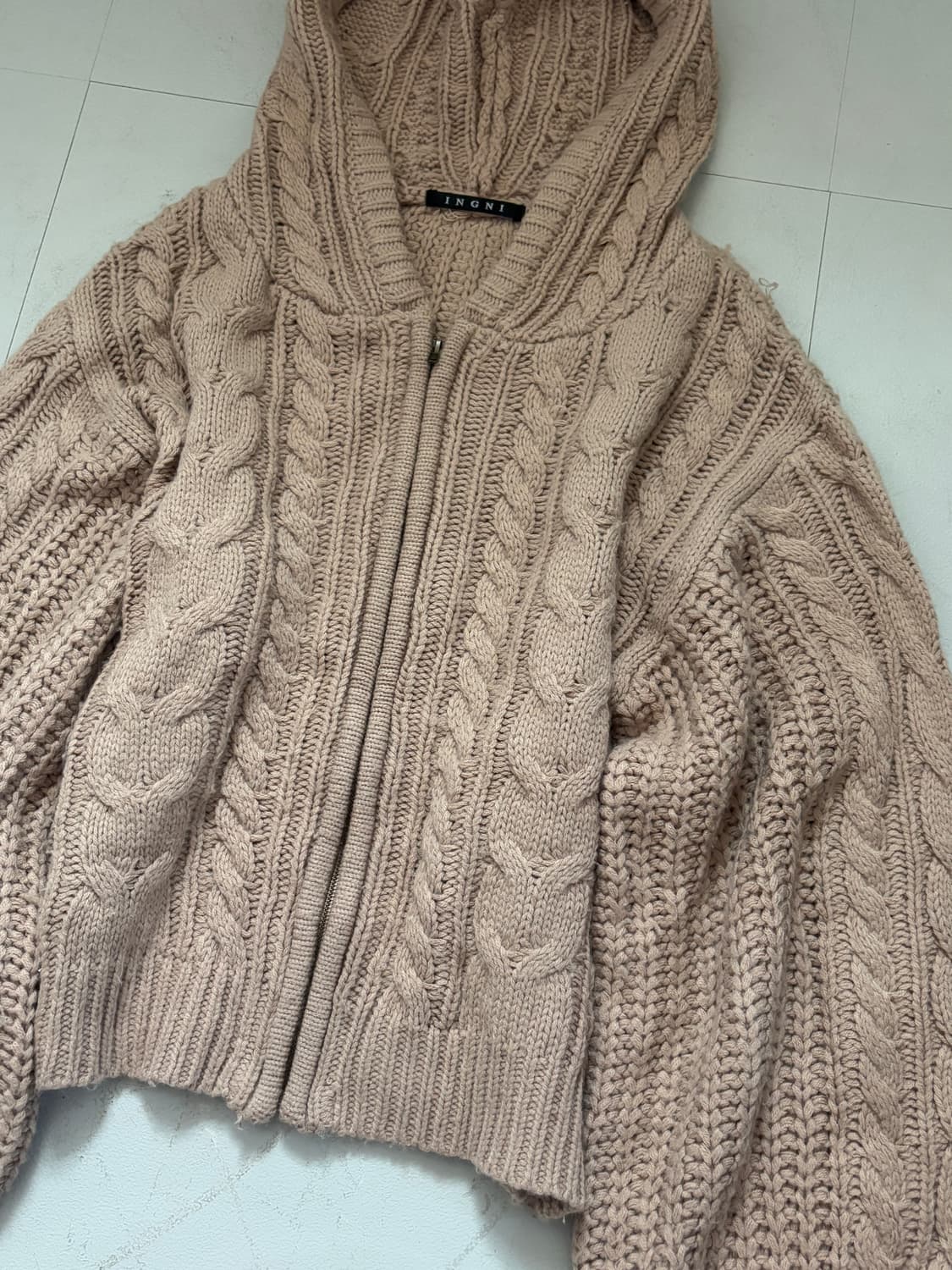 • Beige Hooded Cardigan Zip-Up 상품이미지5