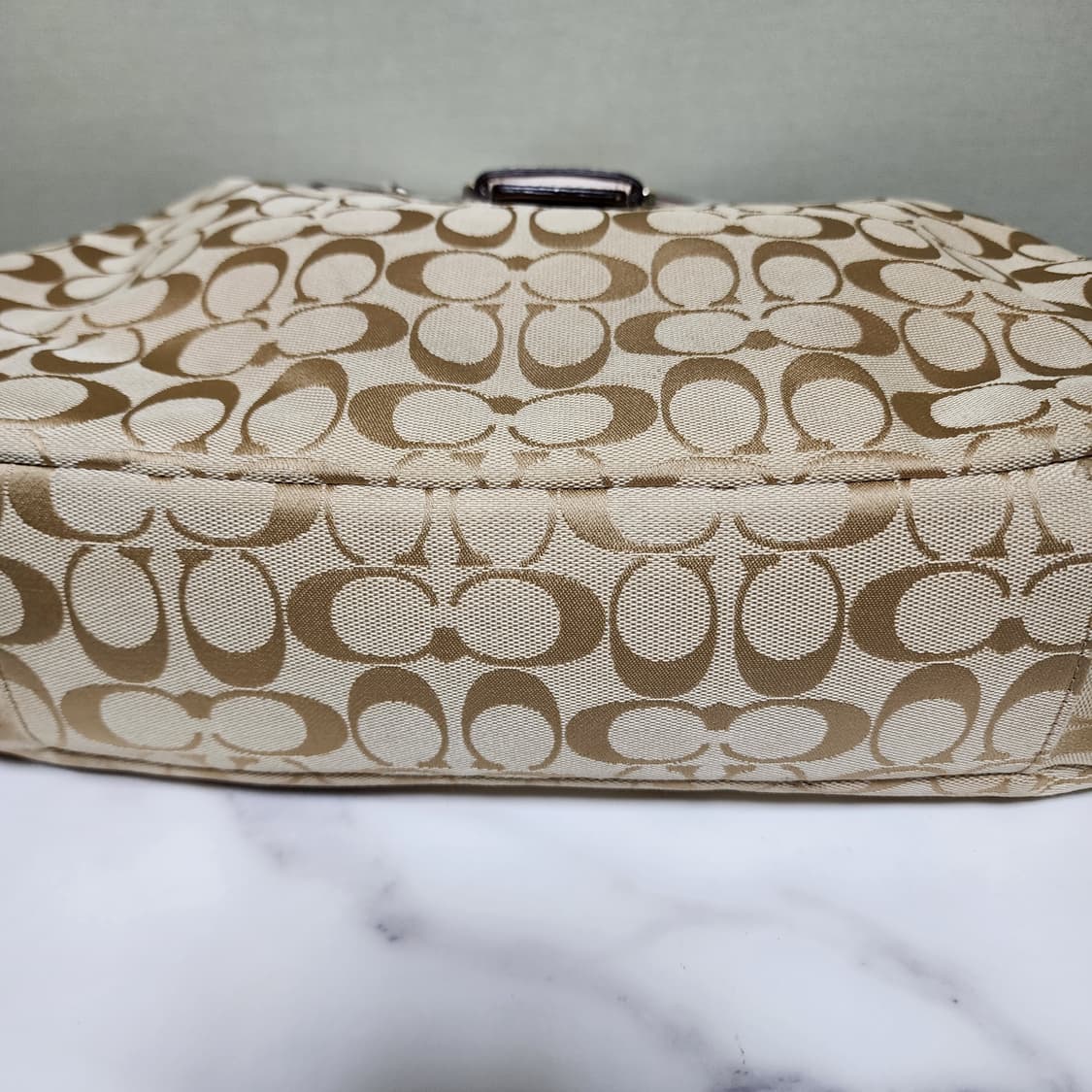 상태굿굿) 코치 버클 호보백 상품이미지8