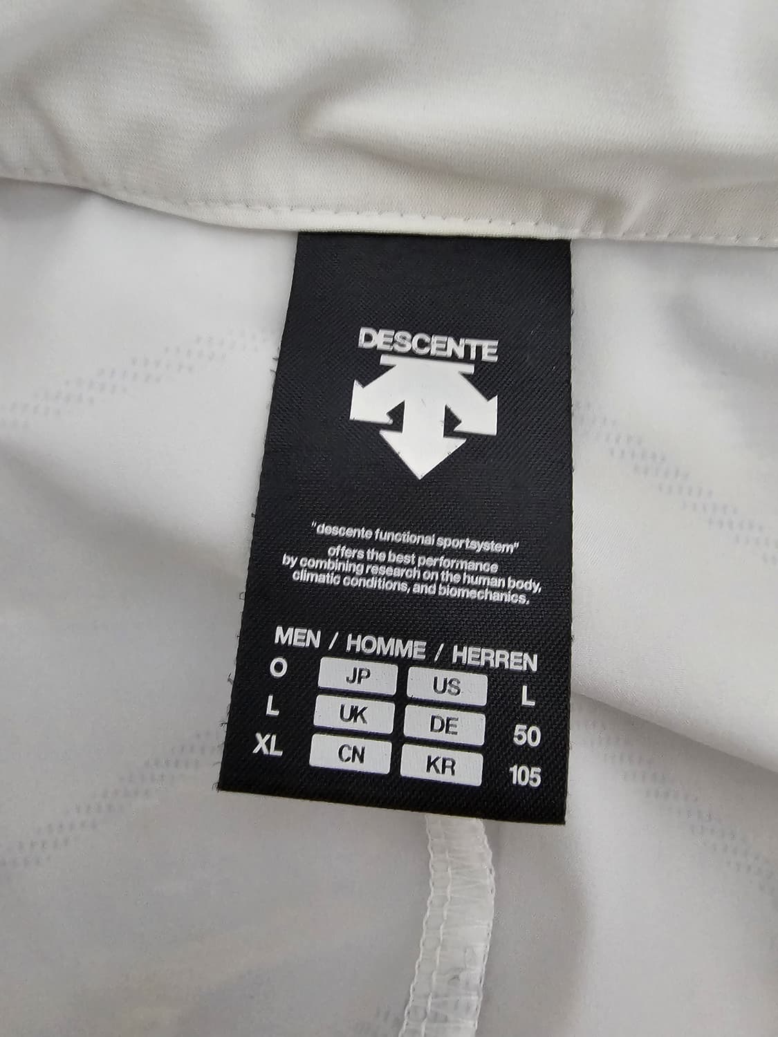 데상트 마세라티 바람막이 자켓 화이트 XL 상품이미지3