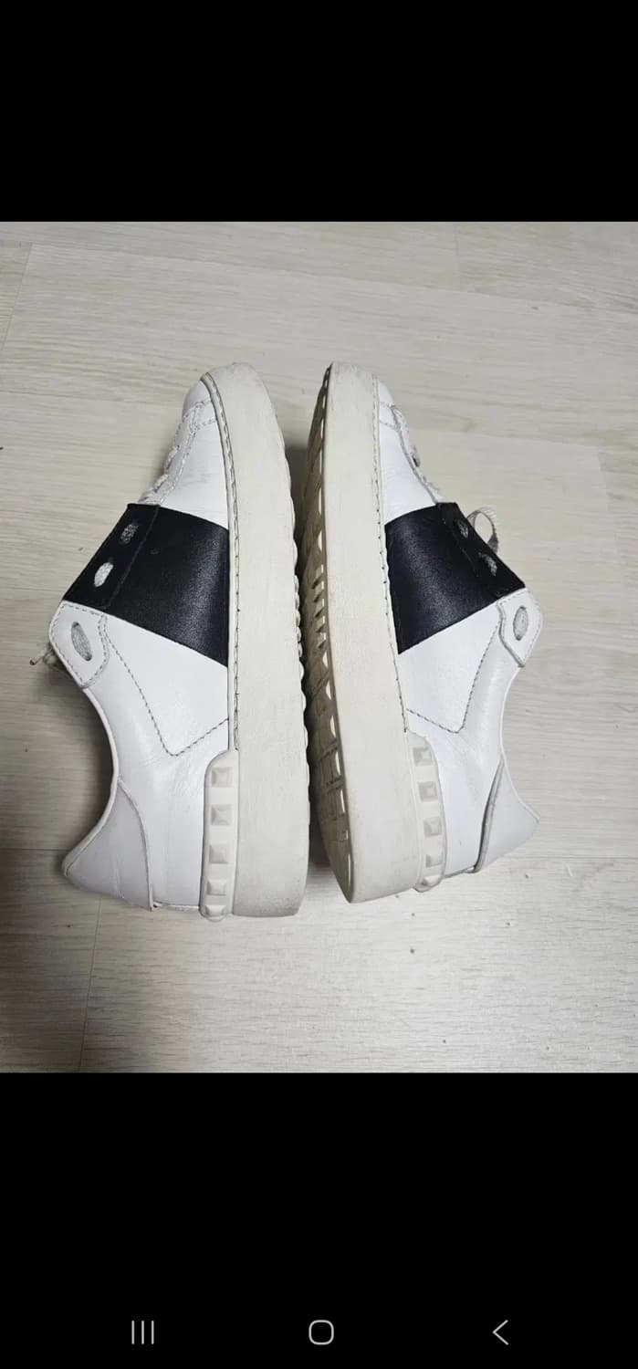 정품 발렌티노 여성스니커즈 225 상품이미지4