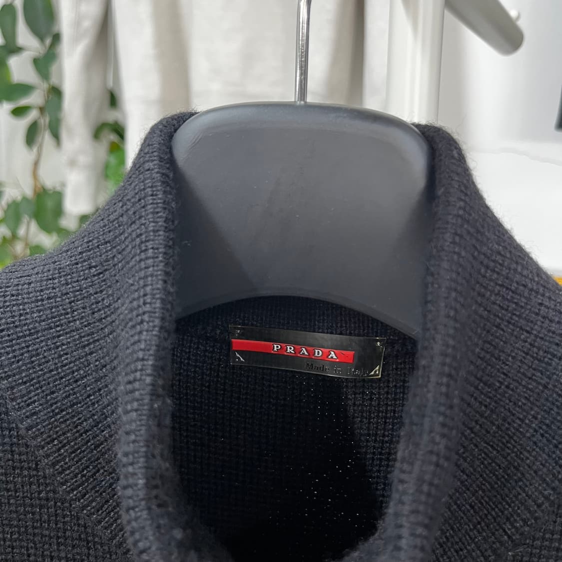 프라다 니트 집업 가디건 50 상품이미지3