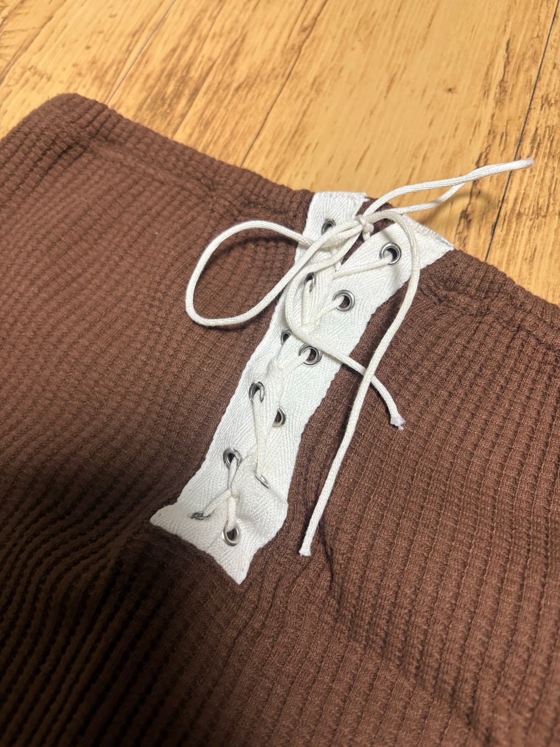 글로니 POV 레이스업 튜브탑 브라운 상품이미지4