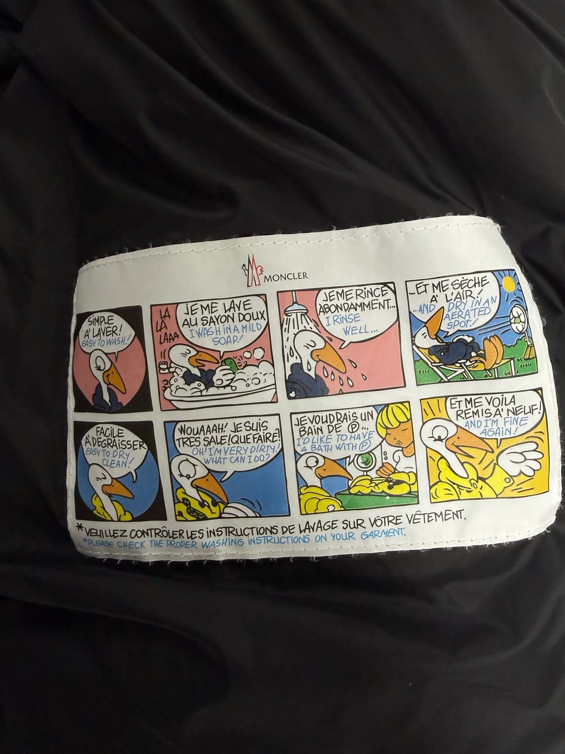 몽클레어 마야 70 후드 쇼트 다운 자켓 블랙 25fw 상품이미지7