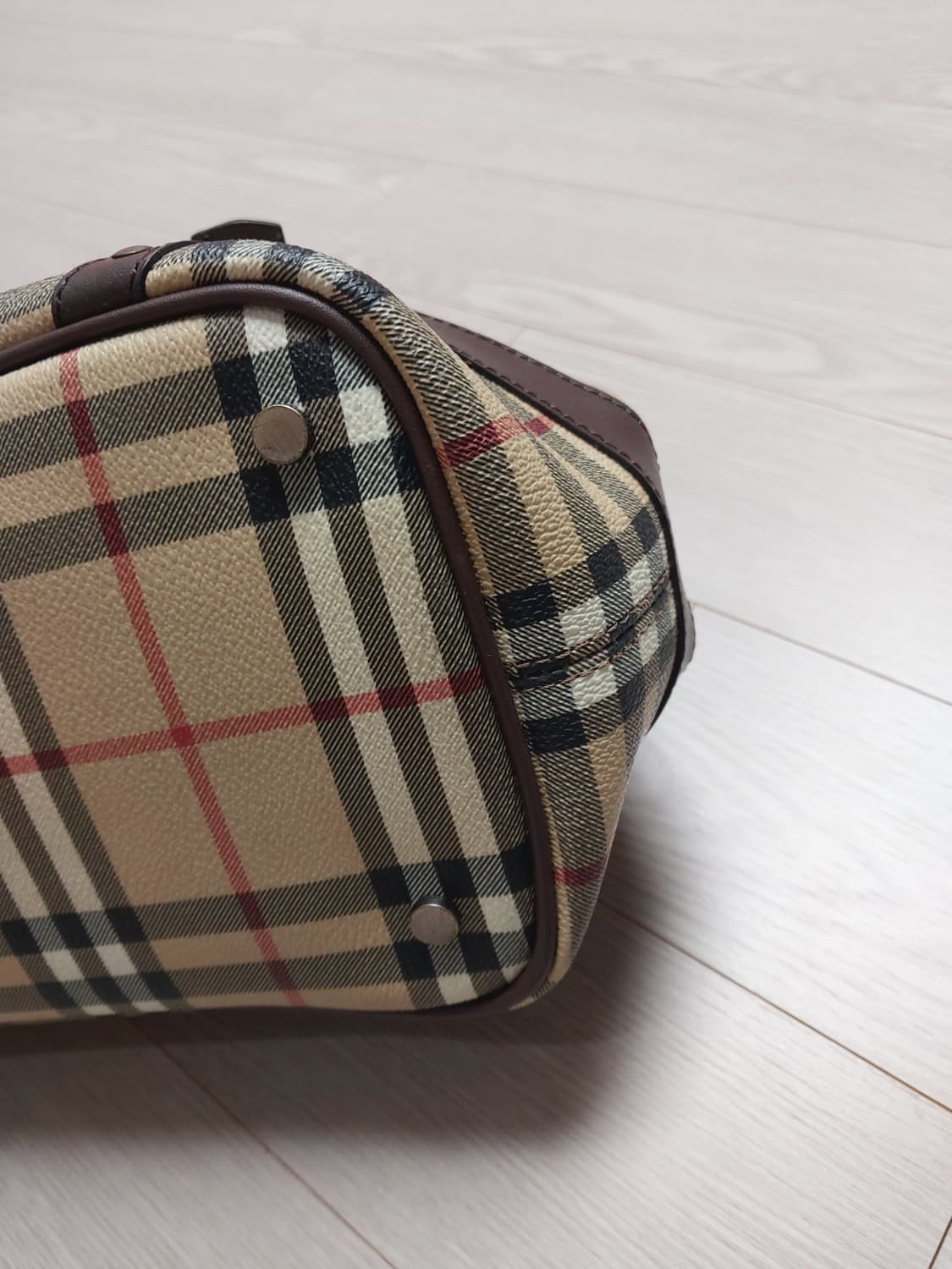 버버리 클래식 체크 토트백 상품이미지6