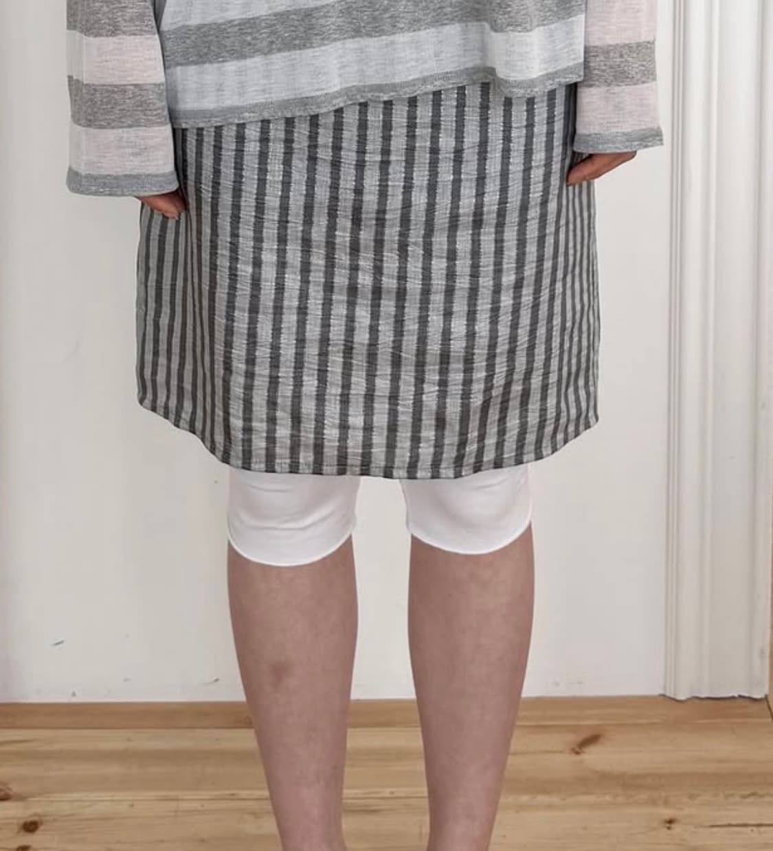 낫띵에브리띵 시그니처 스트라이프 스커트 2 상품이미지1