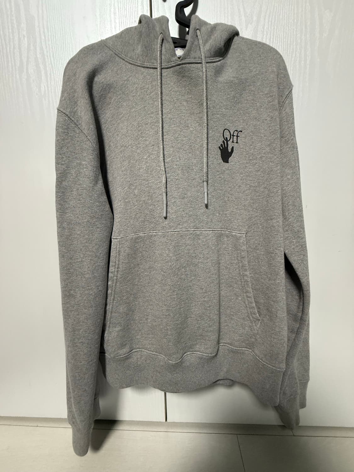 오프화이트 기모 후드티 디그레이 판매합니다  상품이미지1
