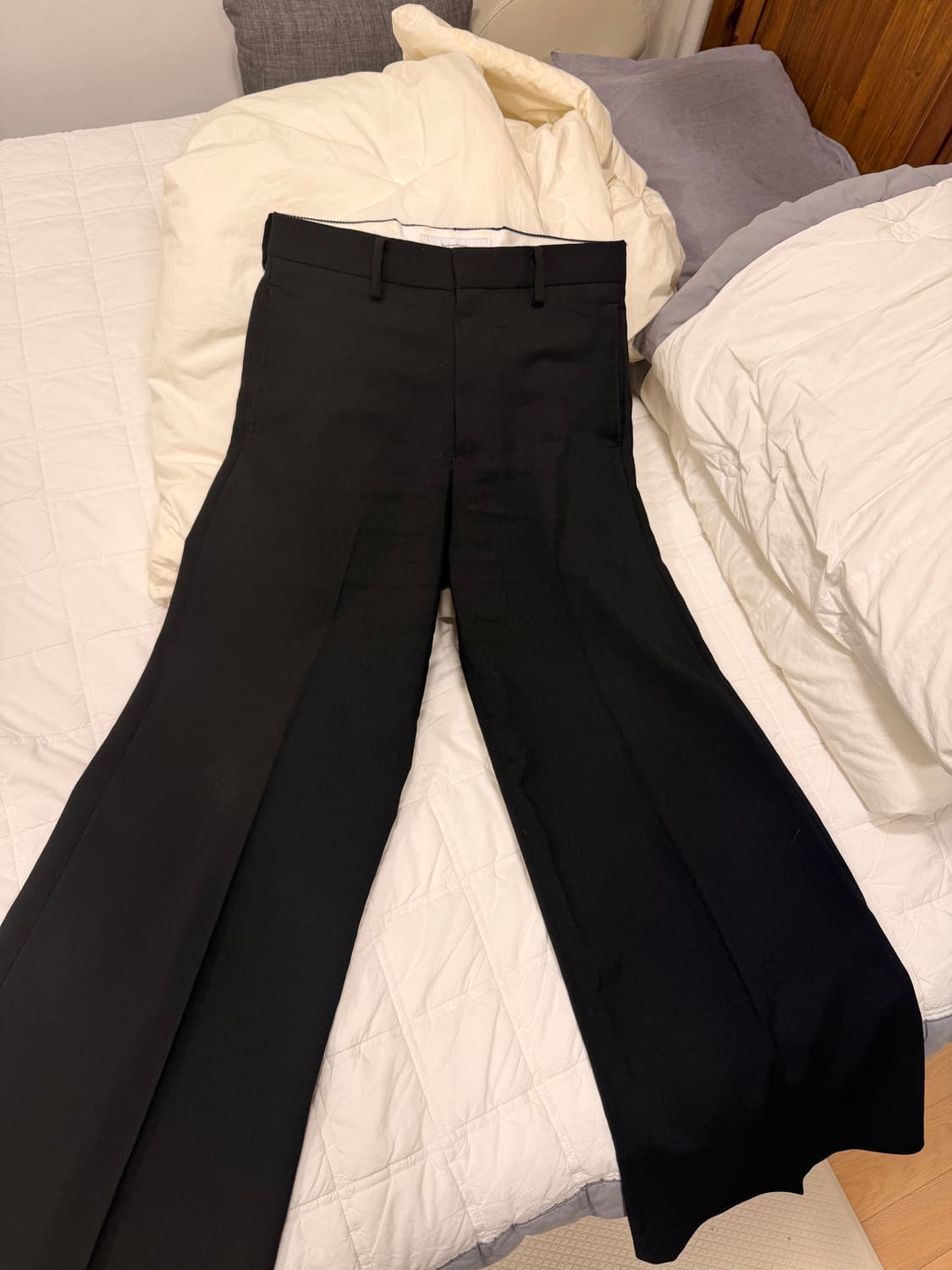 사스콰치패브릭스 25ss 플레어 슬랙스  상품이미지5