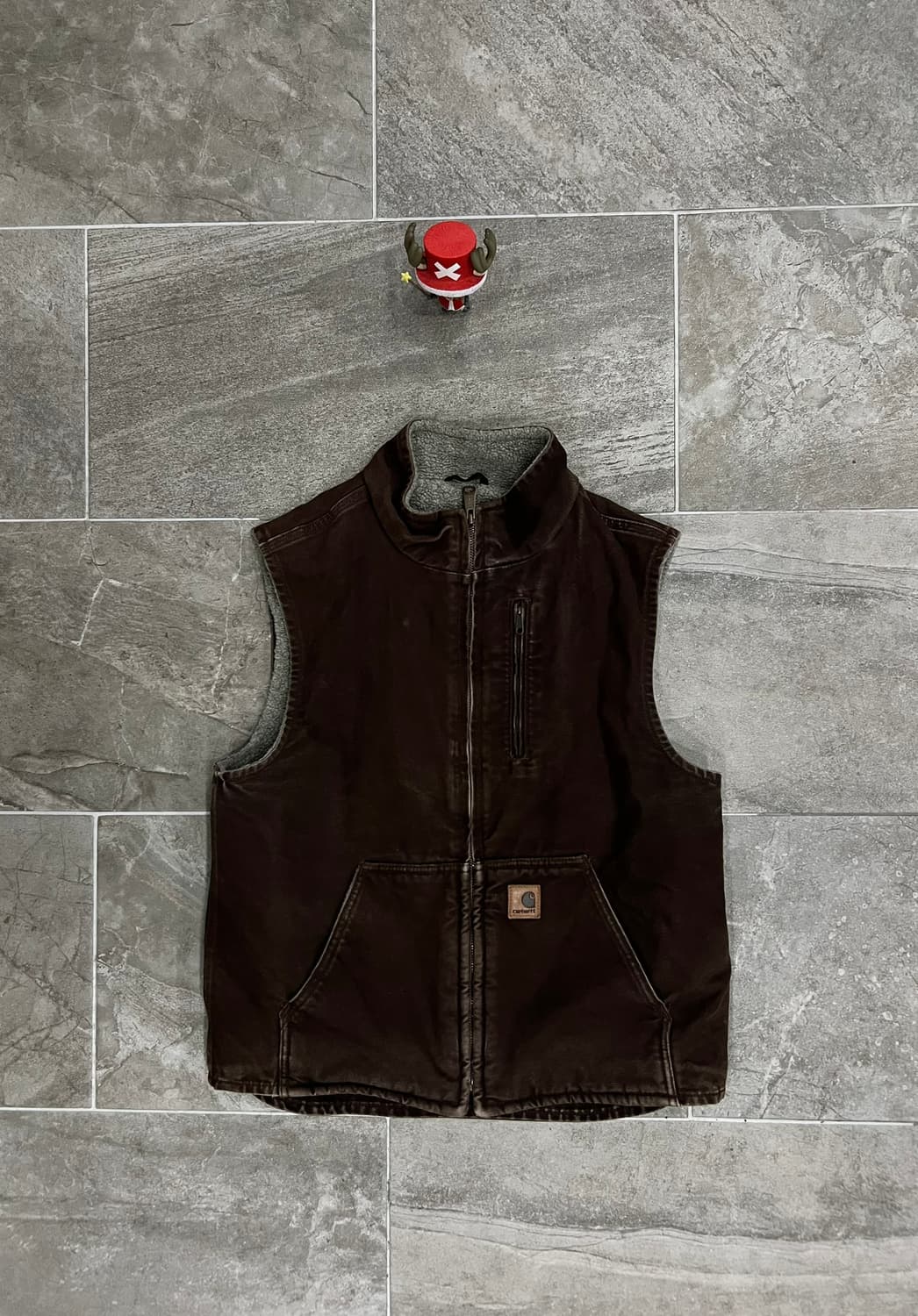 (M)칼하트 셰르파 넥 조끼베스트 V33 DKB 다크브라운 상품이미지1