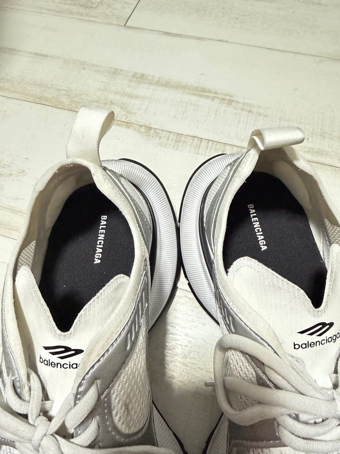 발렌시아가 서킷 실버 40e 상품이미지2