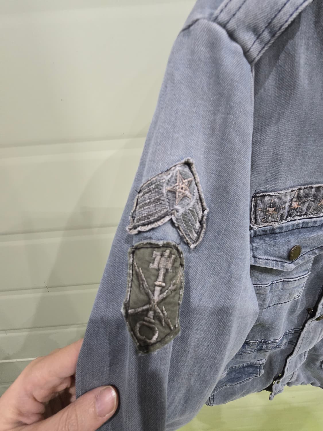 Young Storm 핀터깔y2k 스톰 쓰리스타 견장 데님자켓 상품이미지8
