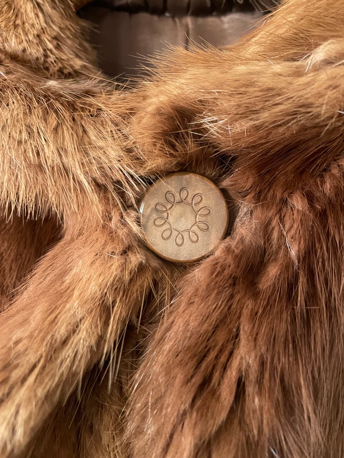 Classic brown plush fur coat 상품이미지5