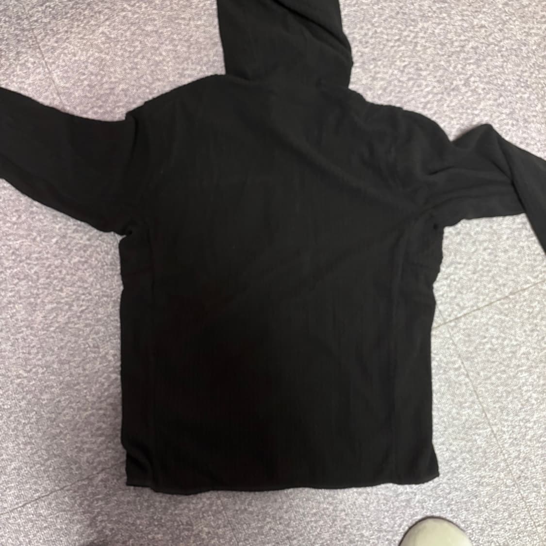 파타고니아 r1 에어후드집업 상품이미지2