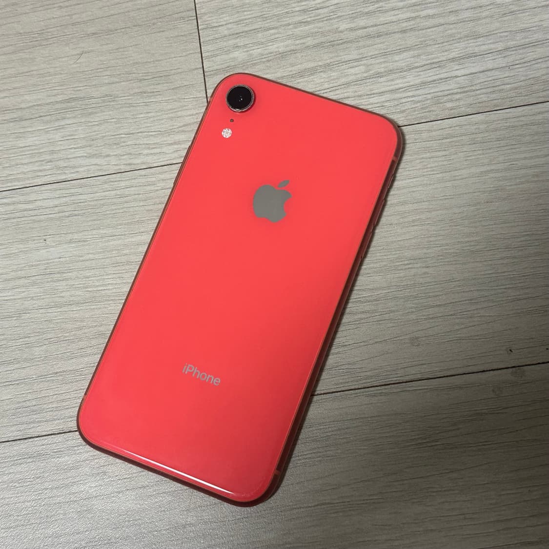 아이폰 xr 코랄 128기가 상품이미지1