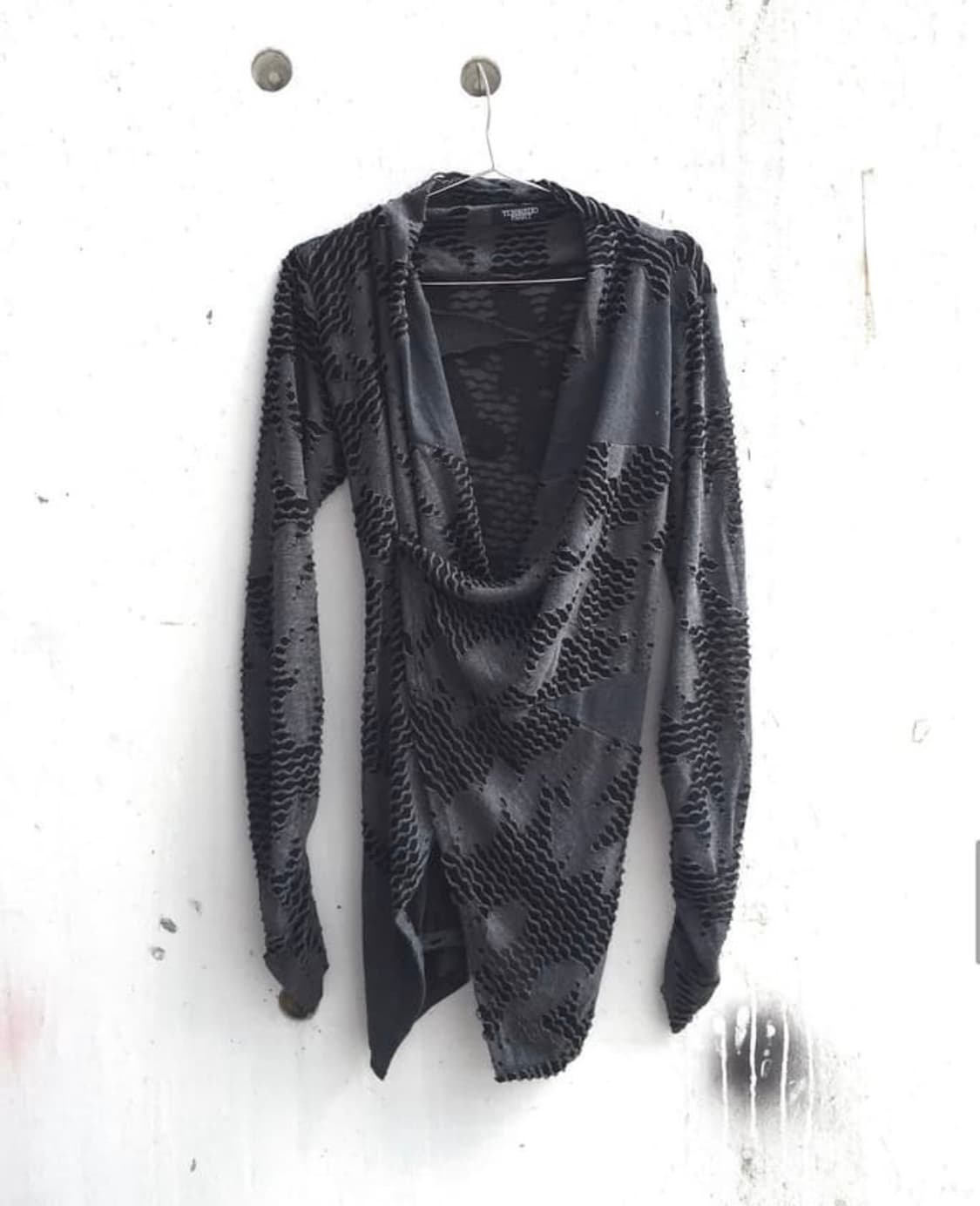 토네이도마트 Tornado Mart 드레이프 가디건 00s 상품이미지1