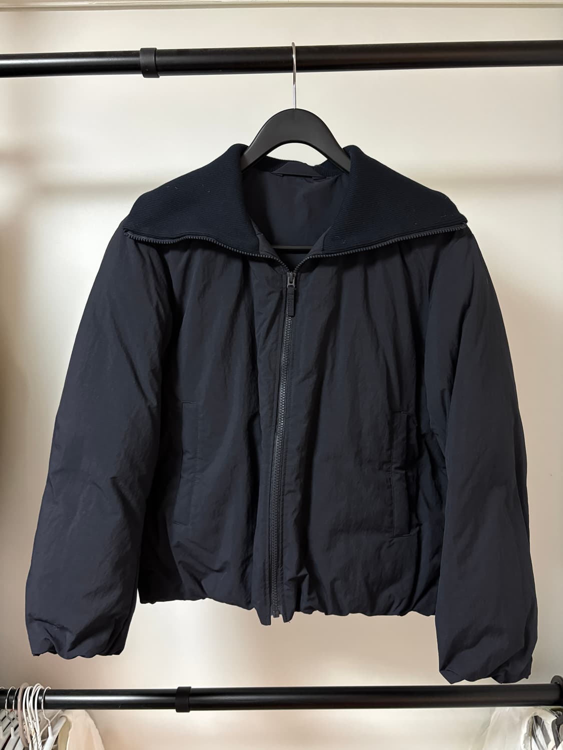 유니클로 u 퍼프테크 블루종 L 네이비 상품이미지1