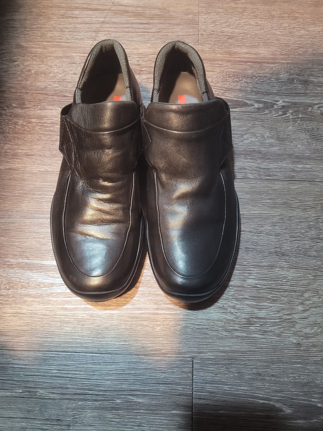 프라다 아카이브 스트랩 레더 로퍼 35 상품이미지1