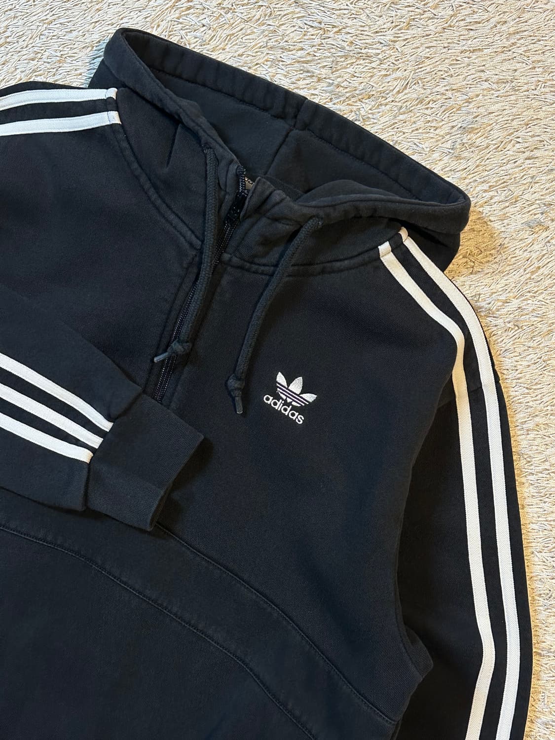 아디다스 신형 파이어버드 사이드라인 하프 반집업 후드티 블랙 상품이미지2