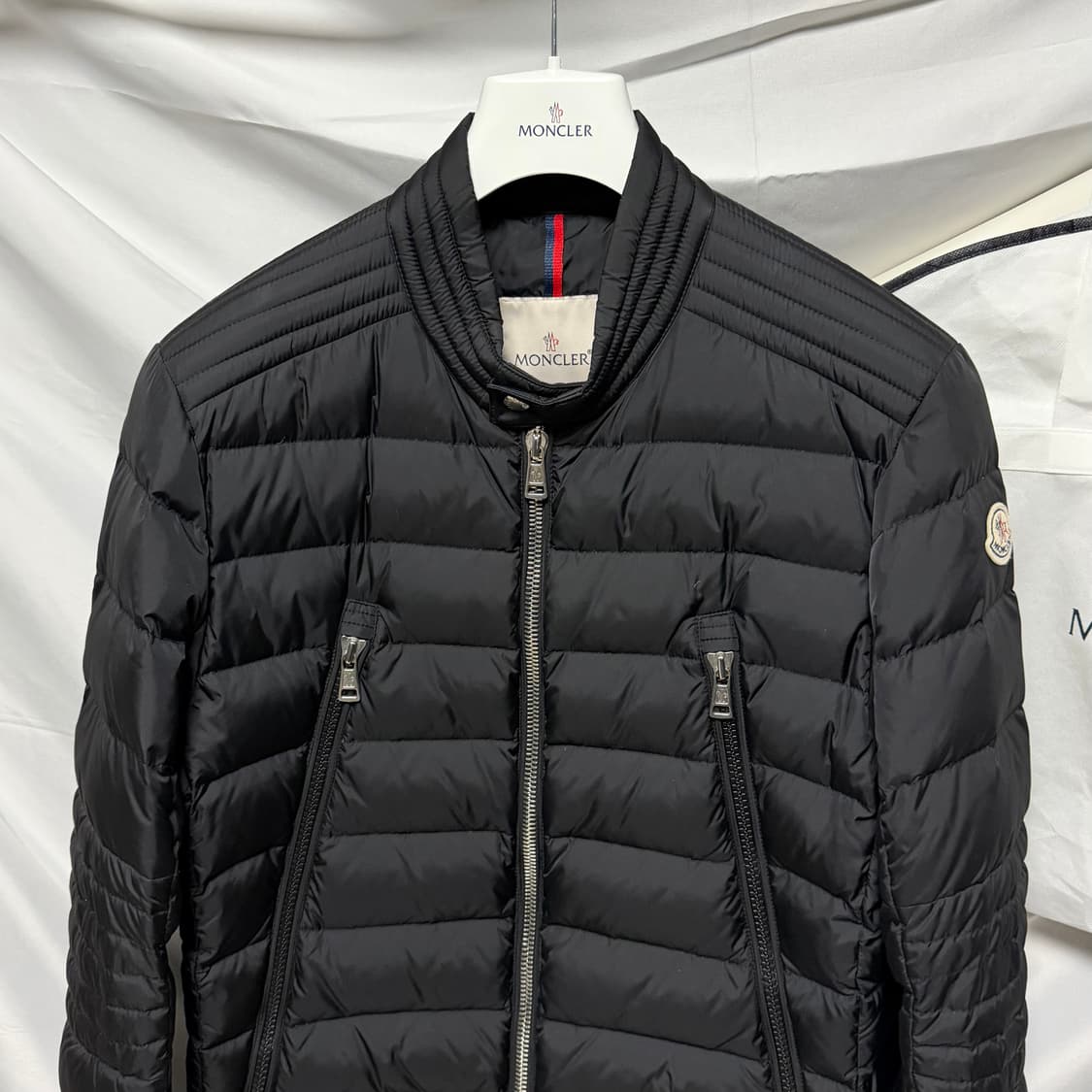 [S+급/3] 몽클레어 아미오 경량패딩 자켓 블랙 풀구성 상품이미지2