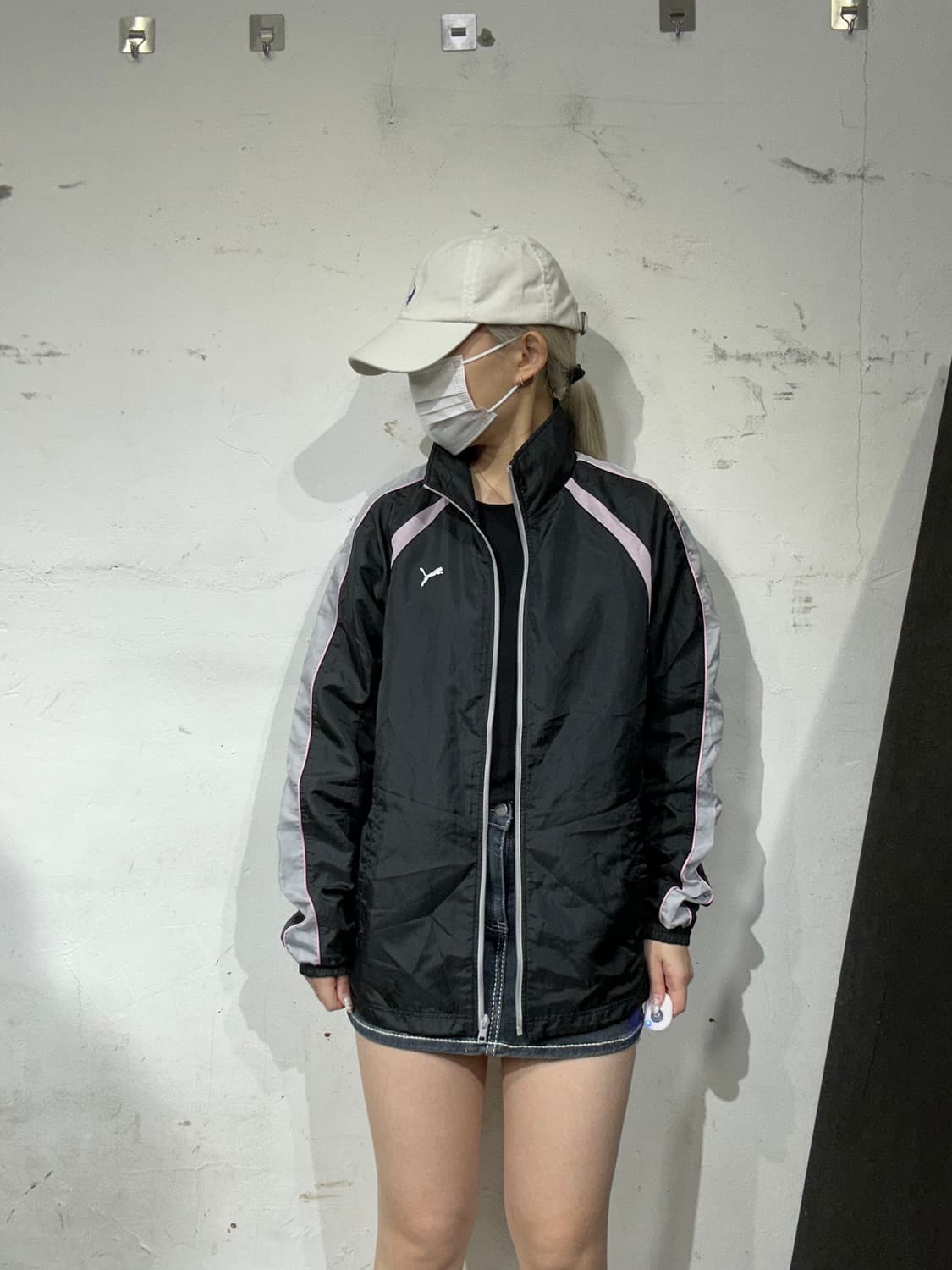 푸마 블랙 핑크 사이드 라인 로고 오버핏 트랙 자켓 L 상품이미지2