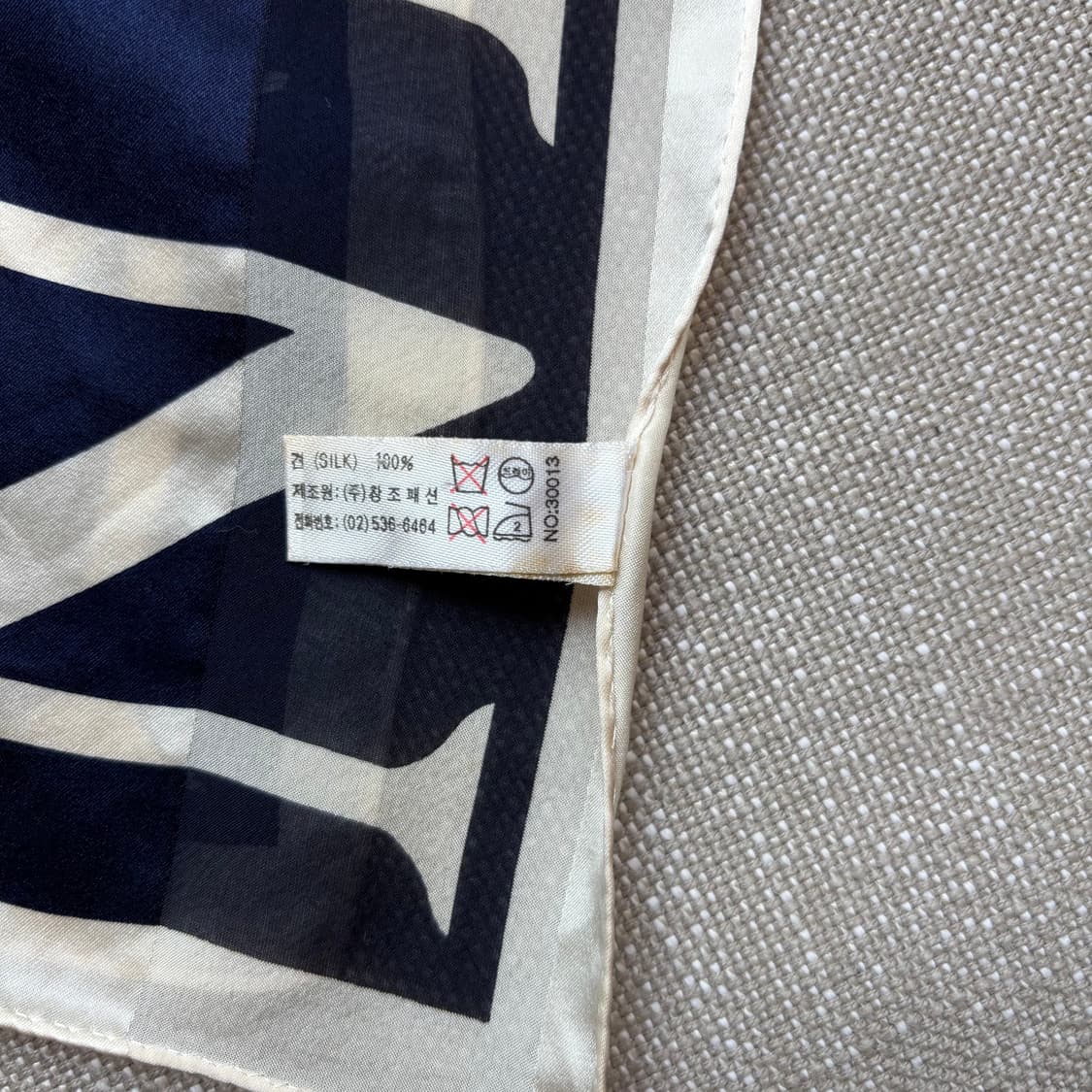 빈티지 니나리찌(NINA RICCI) 실크 100% 스카프 상품이미지4