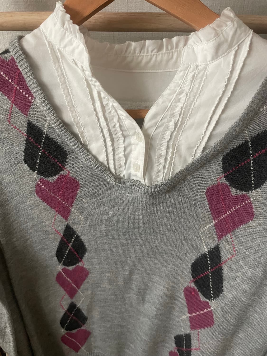 모리걸 빈티지 하트 레이스 레이어드 니트 🩶💗 상품이미지2