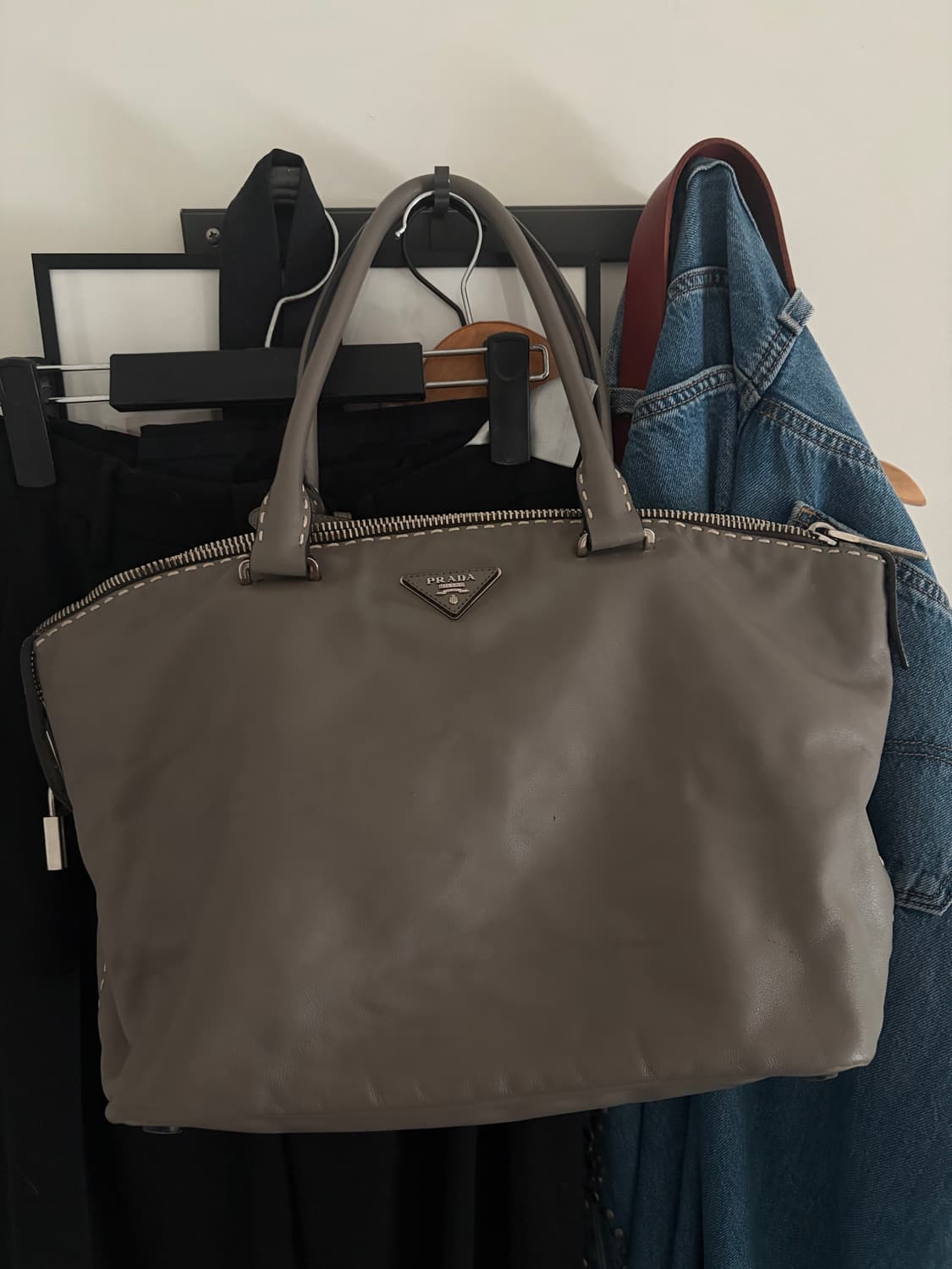 프라다 토드백 상품이미지1