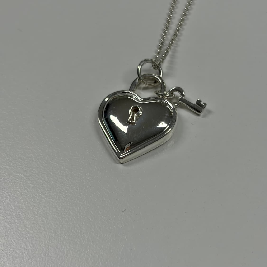 티파니앤코 하트 태그키 목걸이 상품이미지3