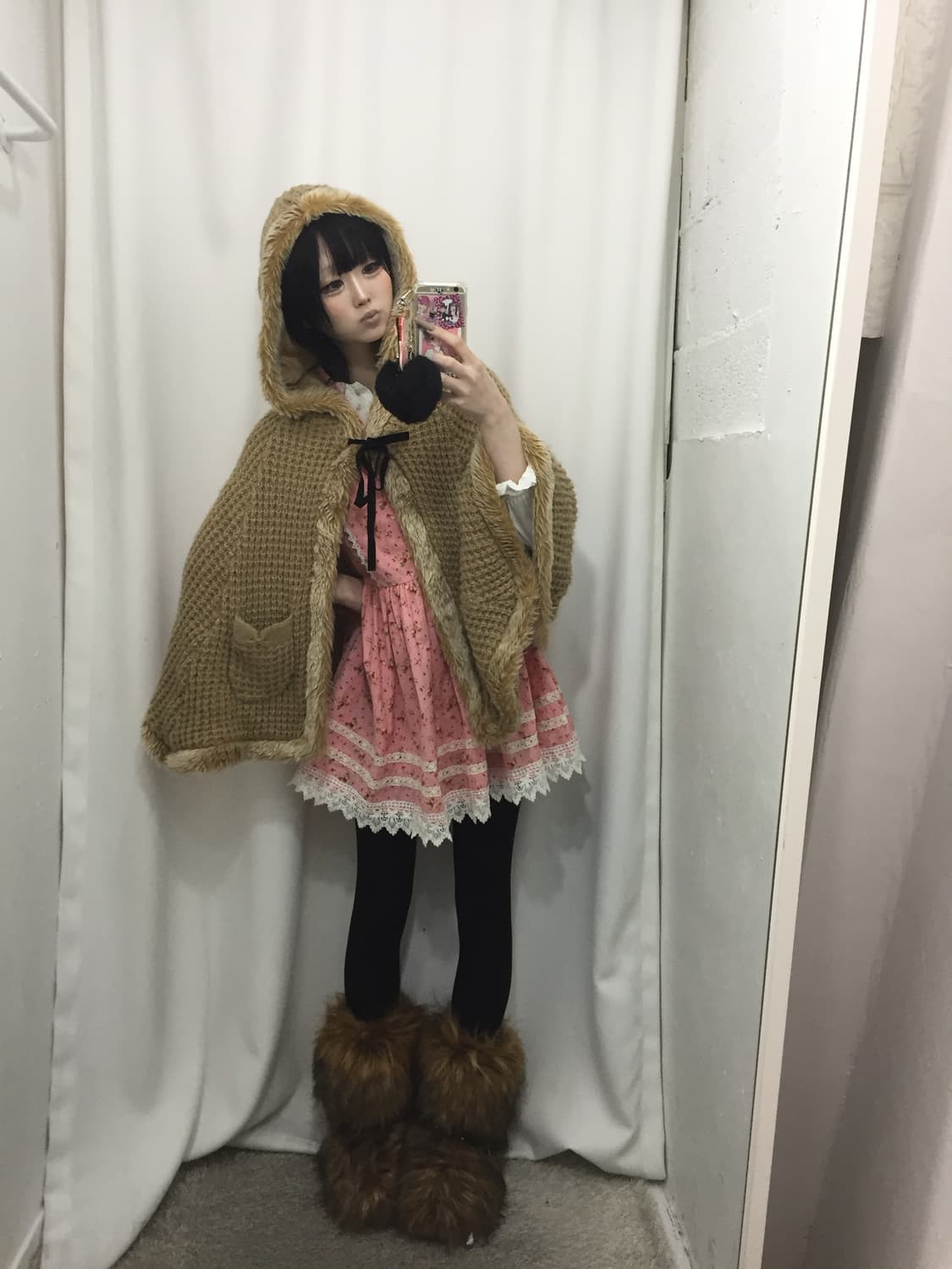 Ank Rouge 앙크루즈 꽈배기 퍼 케이프 코디🤎 상품이미지3