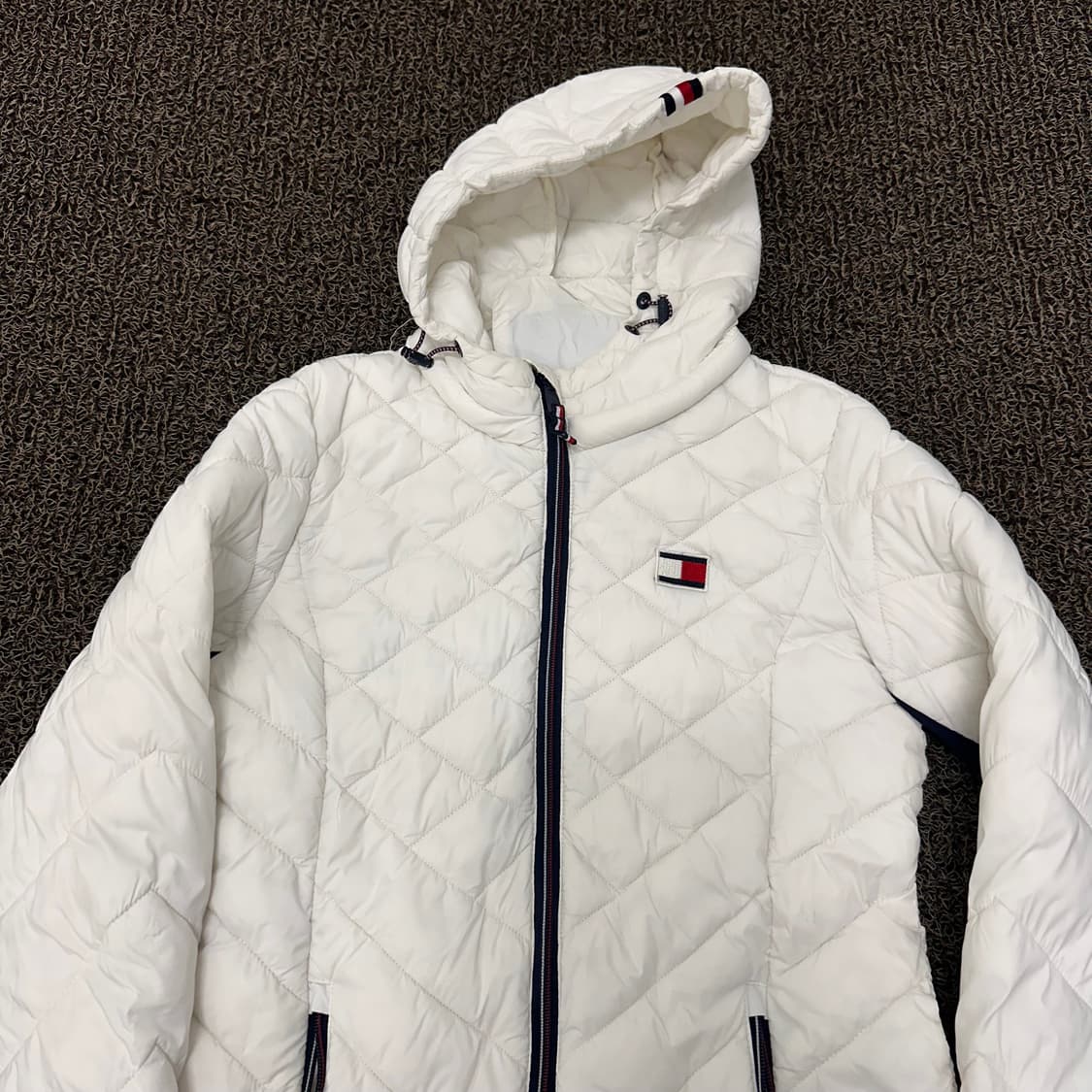 타미힐피거 여성 패딩 점퍼 화이트 XS 상품이미지2
