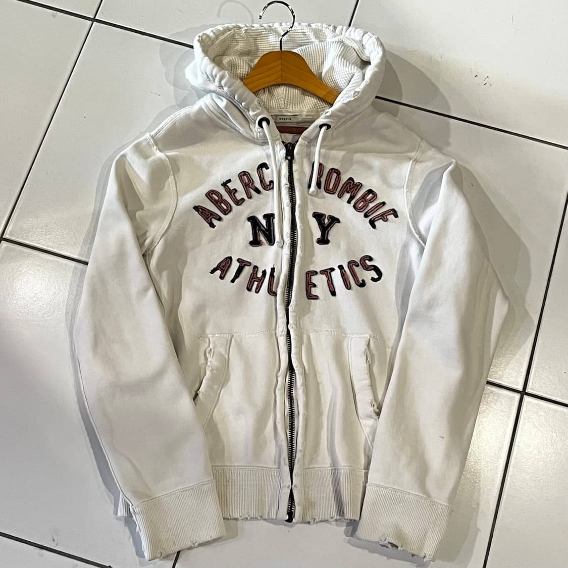 아베크롬비 화이트 후드집업 상품이미지1