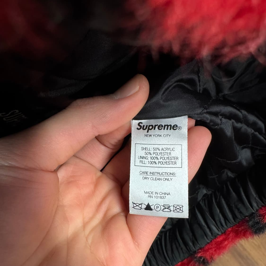 18F/W 슈프림 다이아몬드 아가일 패턴 퍼자켓 레드 블랙 상품이미지6