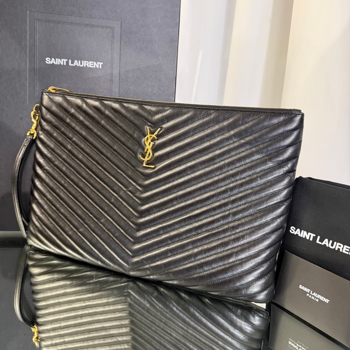 생로랑 모노그램 마틀라세 금장 클러치 상품이미지3