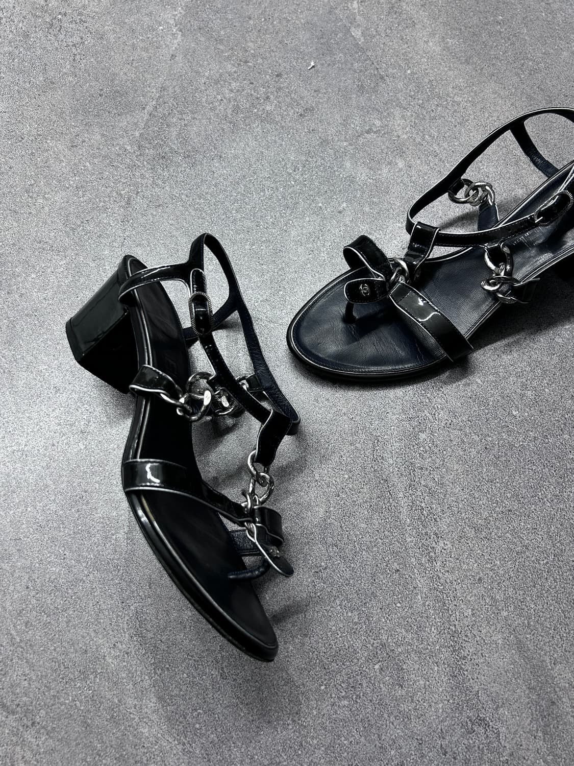 샤넬 멀티 체인 스트랩 샌달 상품이미지3