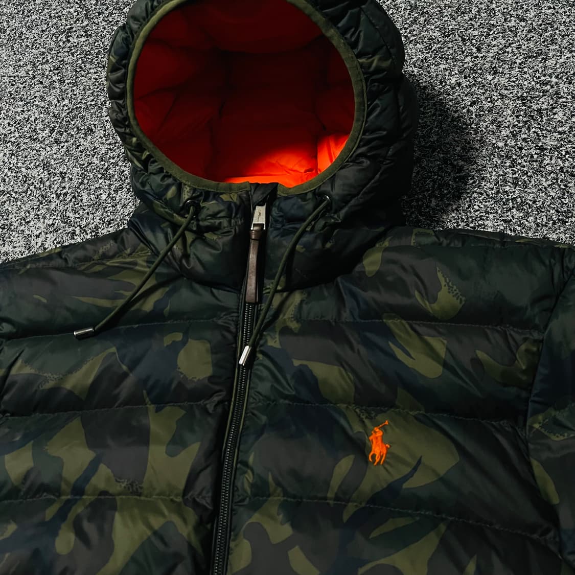 폴로 랄프로렌 카모 덕다운 패딩 M 미사용급 상품이미지3