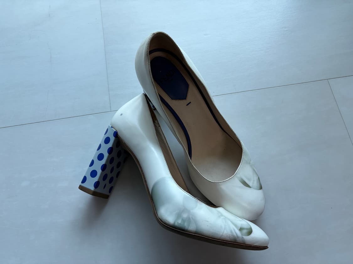 2010s Fendi floral blue dot pumps 상품이미지1