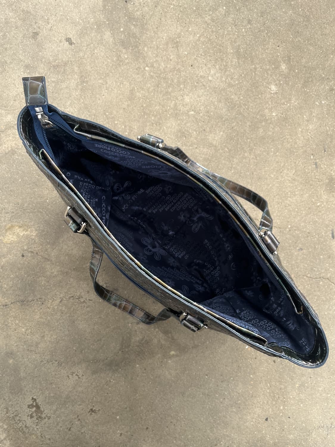 Cocco Fiore 에나멜 백  상품이미지5