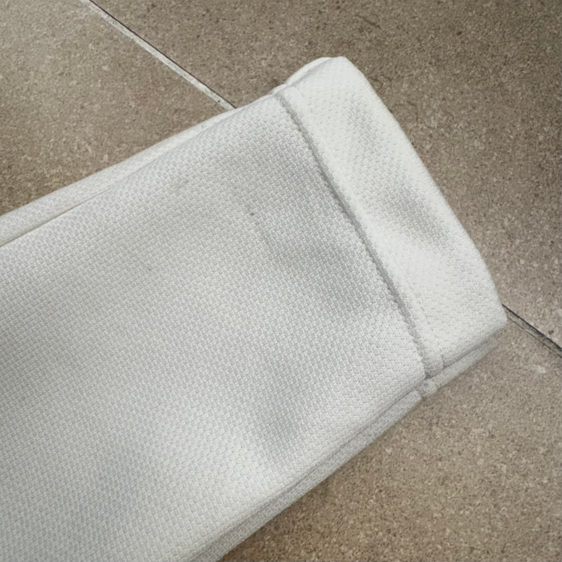 아디다스 크롭탑 아일릿 상품이미지5