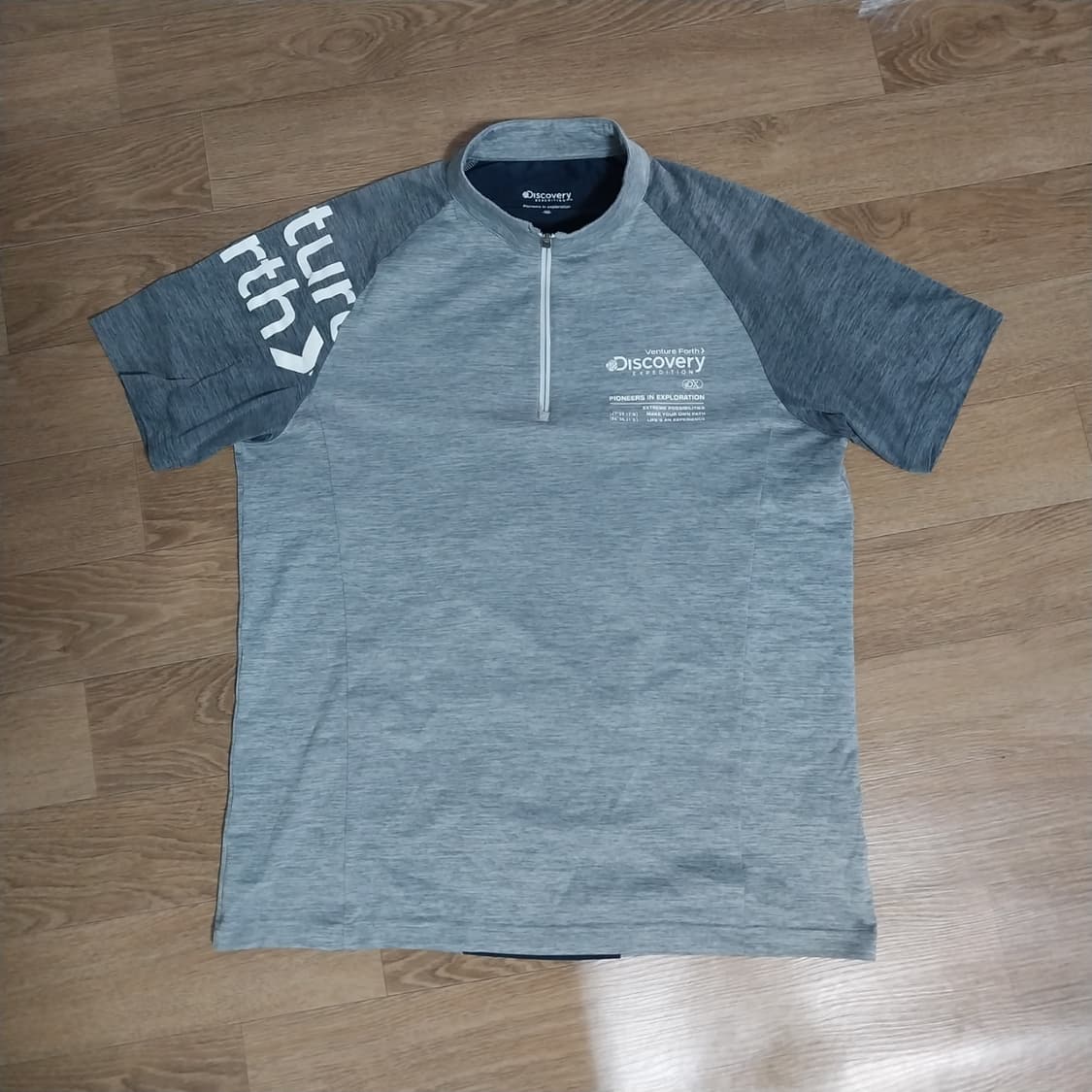 디스커버리 남성105 기능성 반팔 상품이미지1