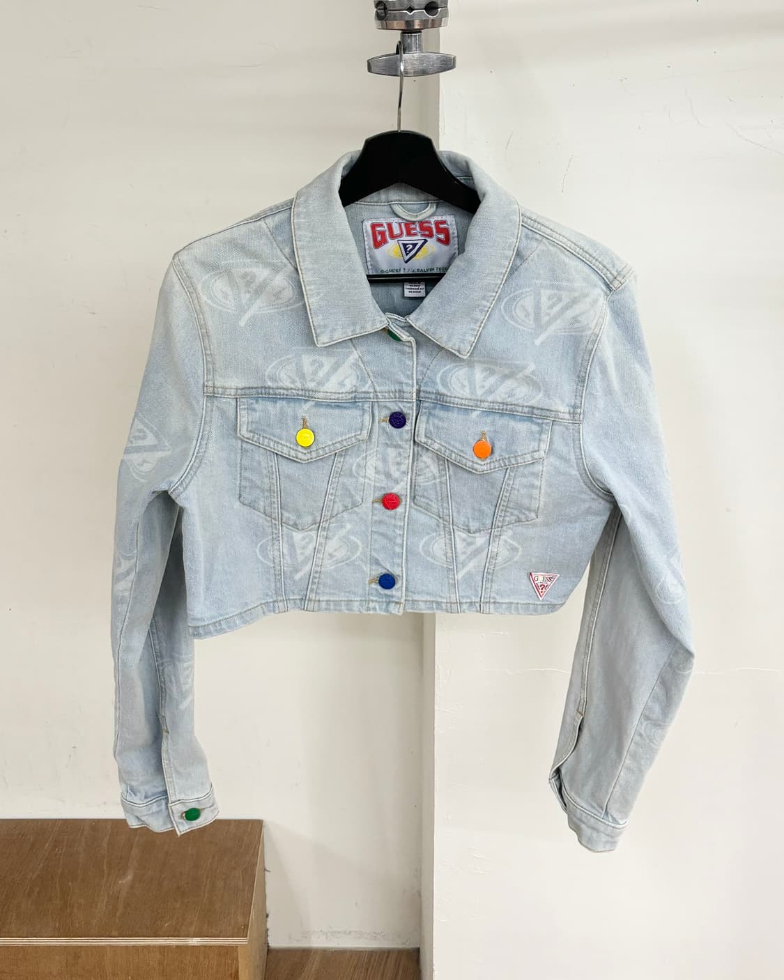 게스 크롭 데님 재킷 상품이미지1