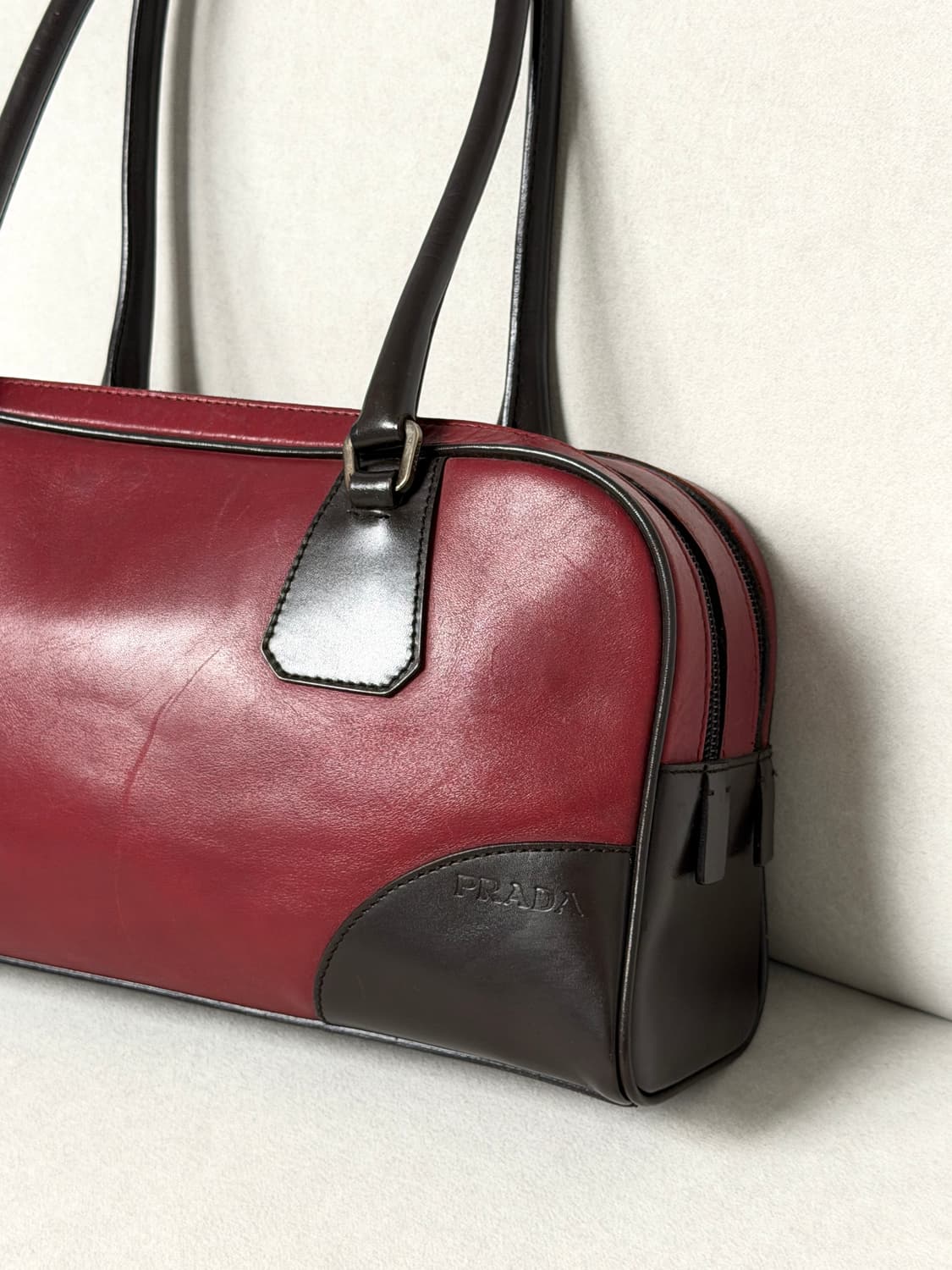 프라다 투톤 카프스킨 볼링 숄더백 상품이미지2