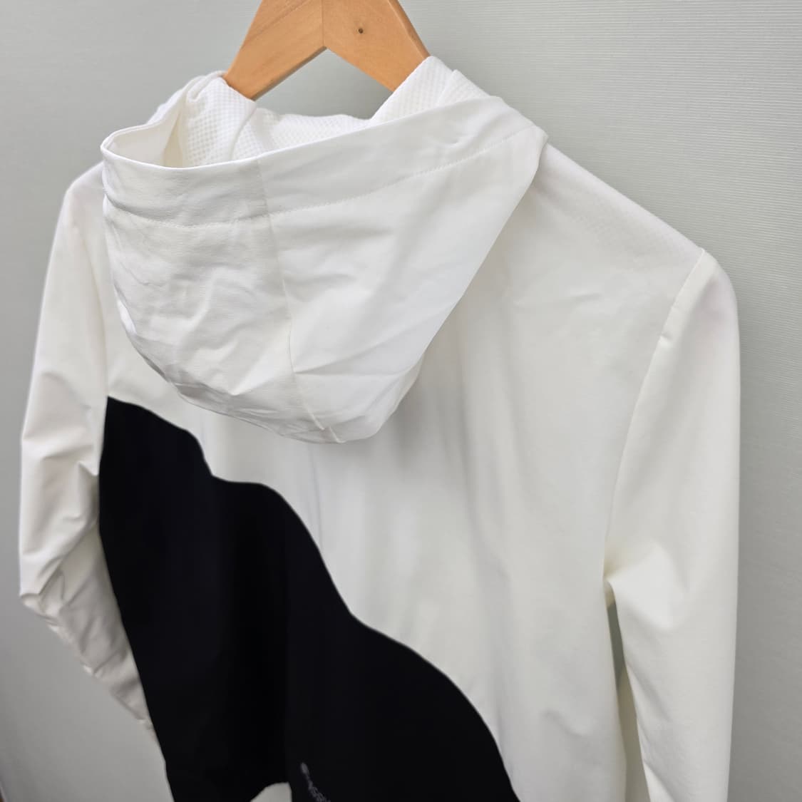 디스커버리 이노블럭 후디드 바람막이 상품이미지8