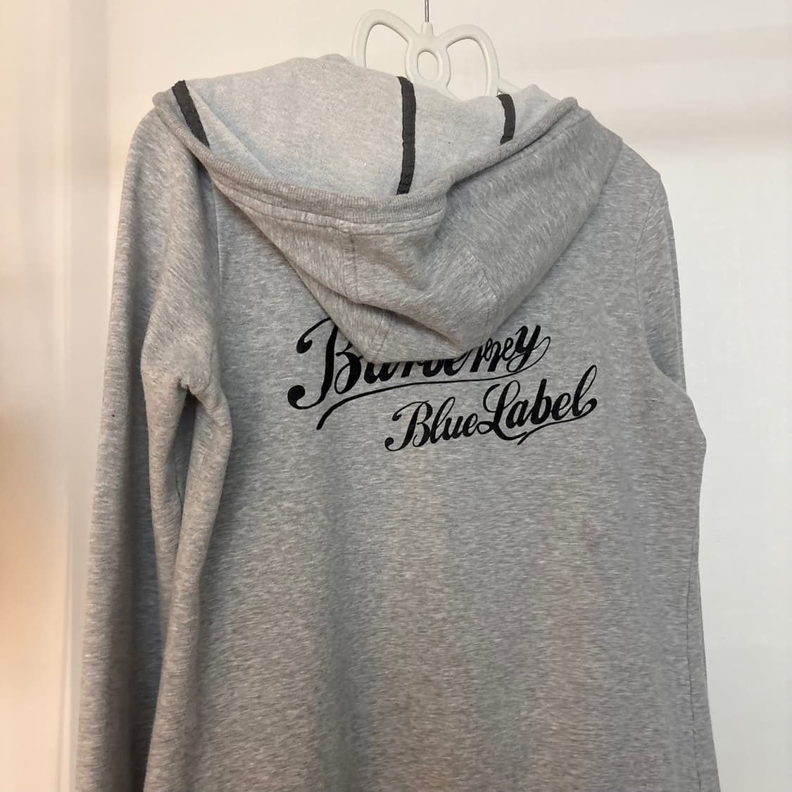 버버리 블루라벨 그레이 후드집업 상품이미지2