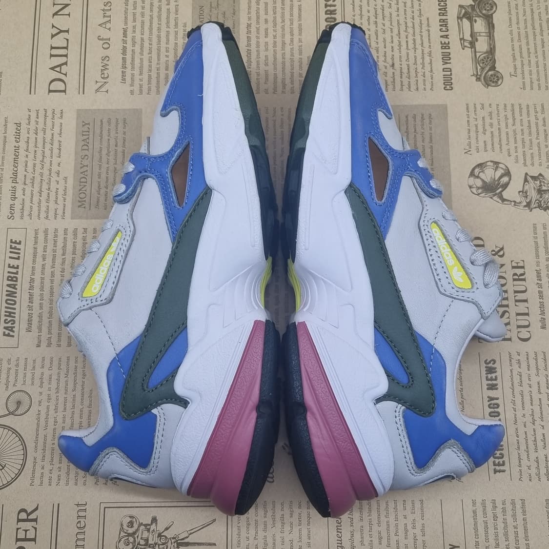 아디다스 팔콘 여성운동화230  상품이미지5