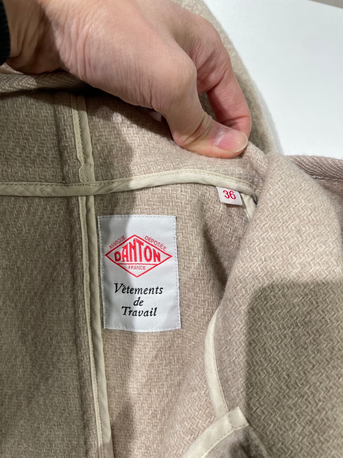 단톤 아이보리 체스넛 버튼 후디 울 코트    상품이미지7