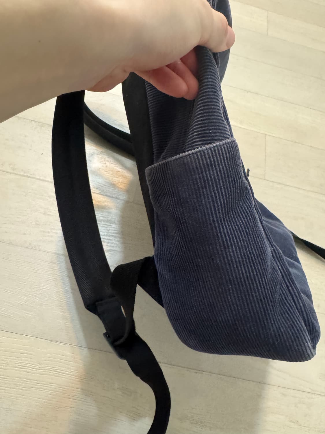 정품 생로랑 코듀로이 눅스 백팩 상품이미지6