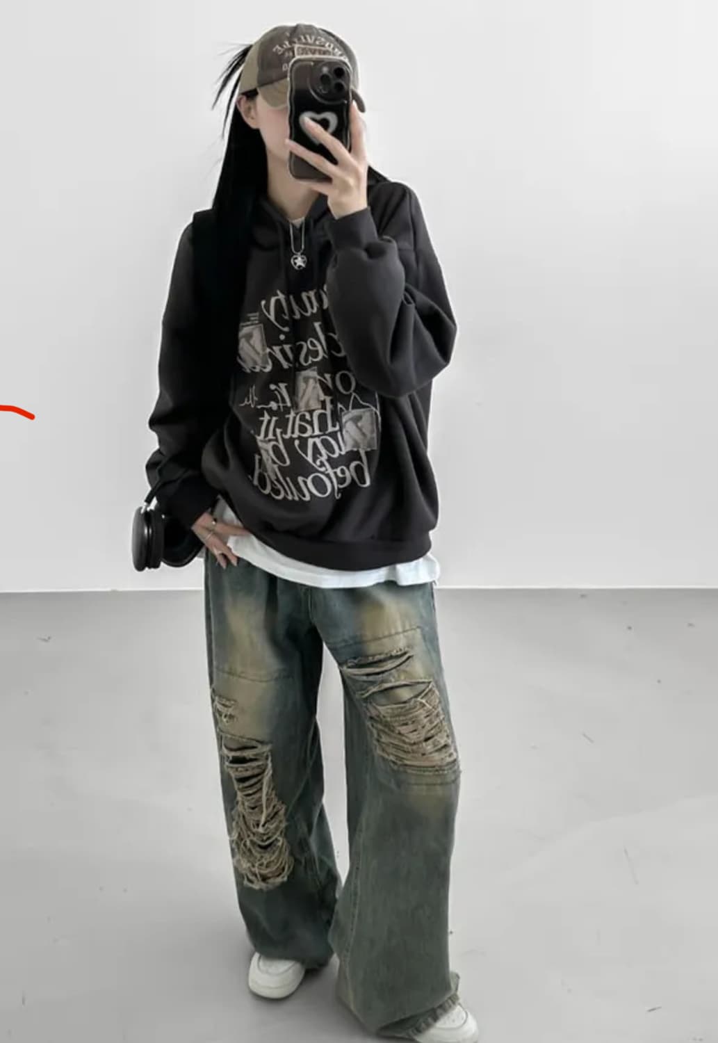 레터링 오버핏 차콜 후드티 44~55 상품이미지5