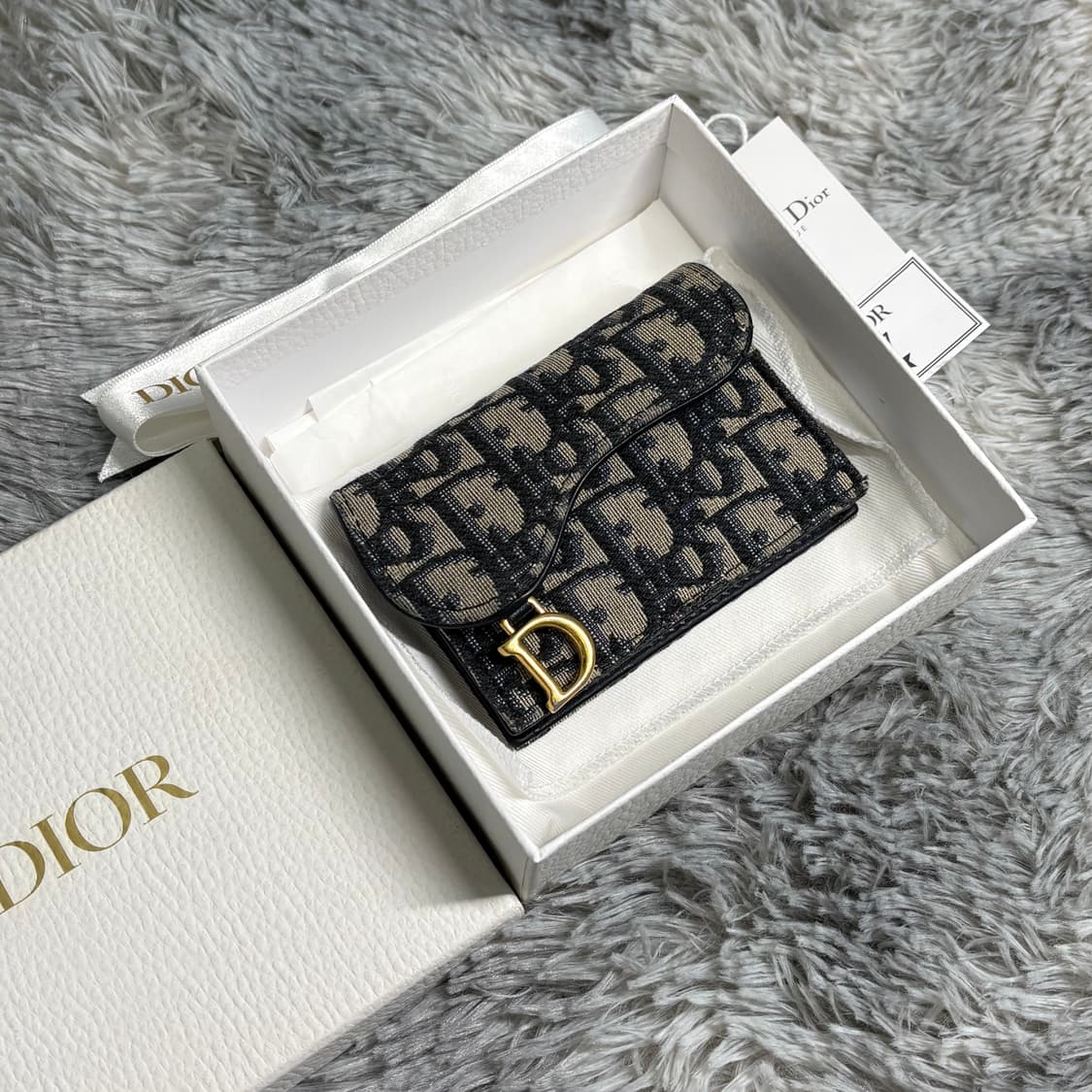 풀박스 디올 오블리크 새들 카드지갑 상품이미지1