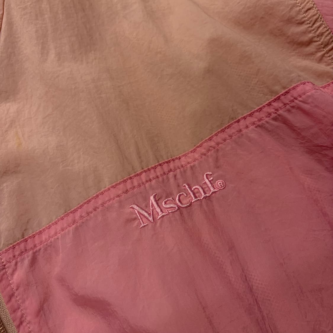 [OS] 미스치프 핑크 나일론 배색 바람막이 자켓 D541 상품이미지4