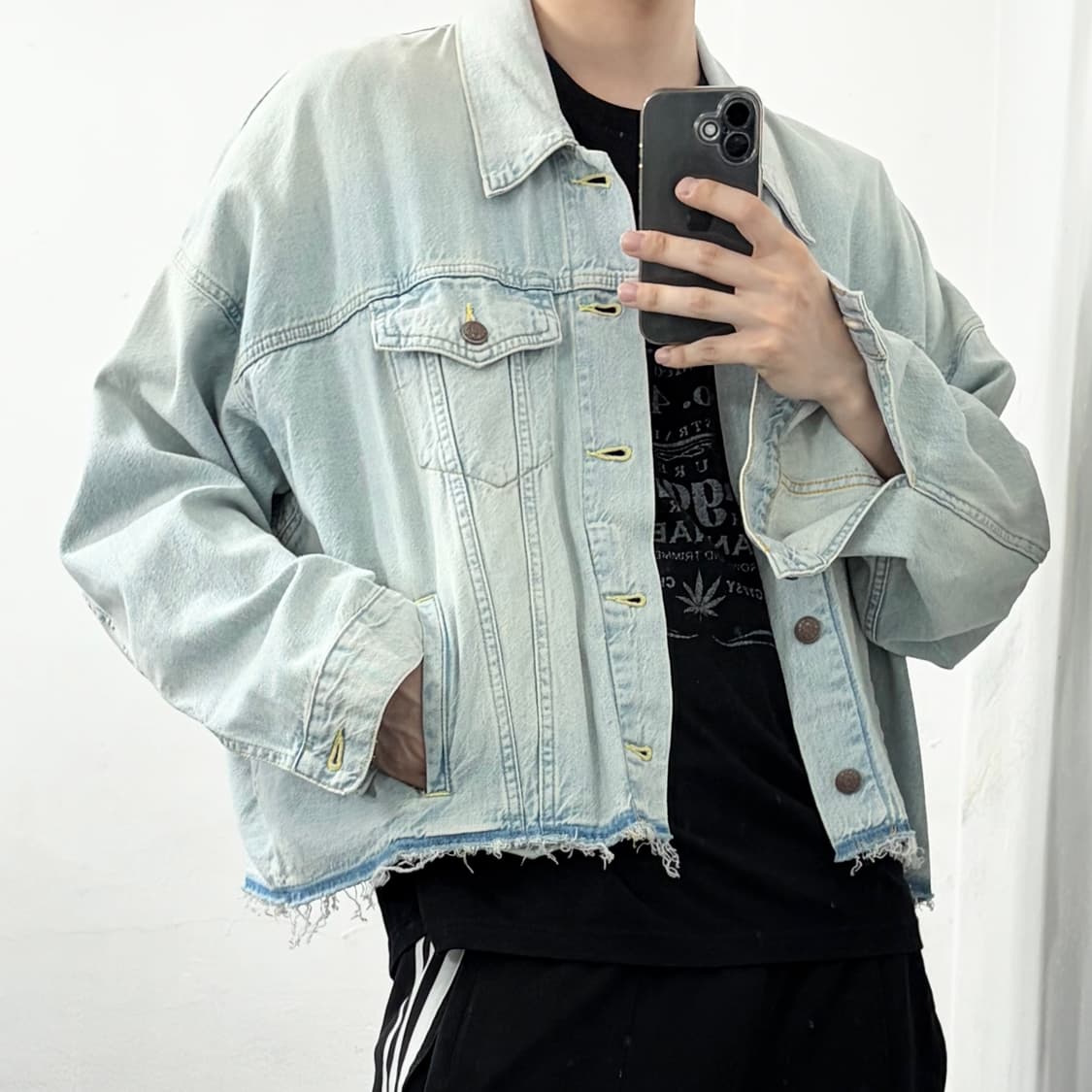 (새상품) R13 24SS 컷아웃 데님 트러커 자켓 상품이미지3